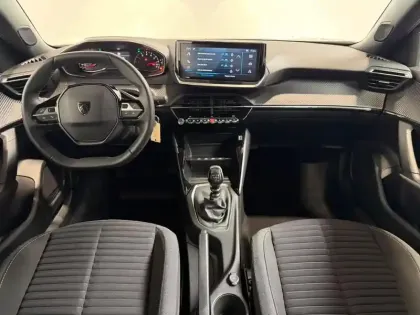 Photo 7 Peugeot 2008  1.2 PureTech 100ch S&S Active
