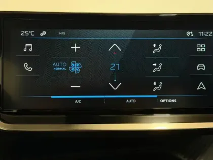 Photo 12 Peugeot 2008  1.2 PureTech 100ch S&S Active