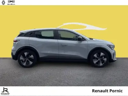 Photo 12 Renault Megane  E-Tech Electric EV60 220ch Equilibre super charge