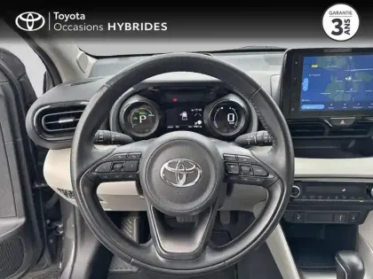 Photo 12 Toyota Yaris  116h Iconic 5p MY22