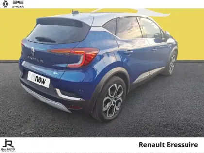 Photo 11 Renault Captur  1.6 E-Tech hybride 145ch Intens -21
