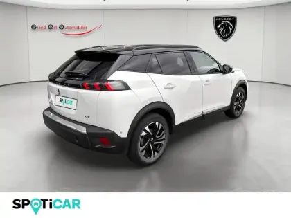 Photo 5 Peugeot 2008  e- 136ch GT