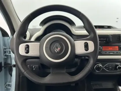 Photo 14 Renault Twingo III E-Tech Authentic 5p