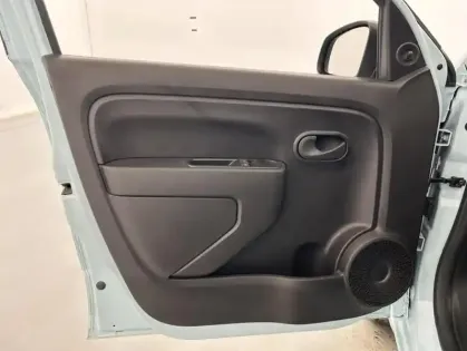 Photo 10 Renault Twingo III E-Tech Authentic 5p
