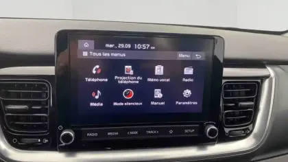 Photo 16 Kia Stonic  1.0 T-GDi 100 ch BVM6