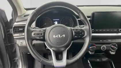 Photo 14 Kia Stonic  1.0 T-GDi 100 ch BVM6