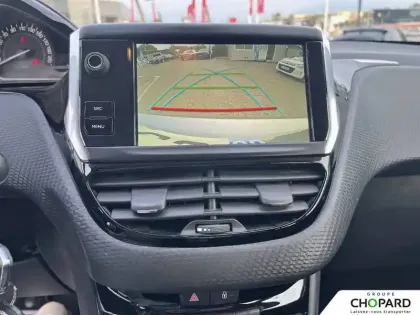 Photo 15 Peugeot 208  PureTech 110ch S&S EAT6