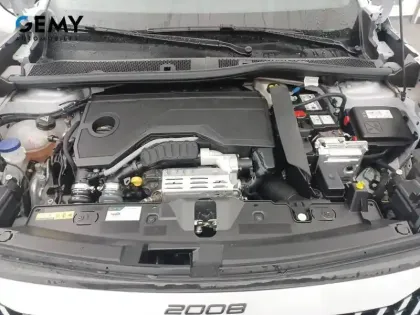 Photo 7 Peugeot 2008  Hybrid 145 ch e-DCS6