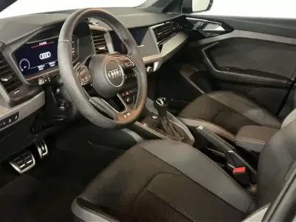 Photo 8 Audi A1 30 TFSI 116 ch S tronic 7 S line