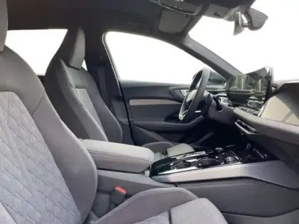 Photo 9 Audi A5 AVANT E HYBRID QUATTRO 299 CH S TRONI