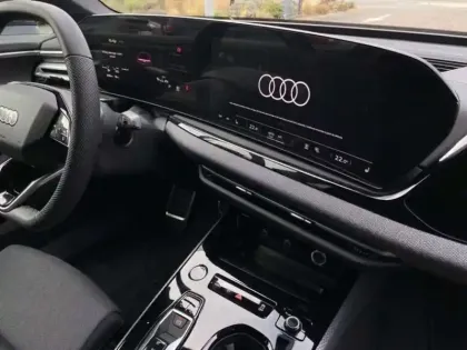Photo 6 Audi A5 AVANT E HYBRID QUATTRO 299 CH S TRONI