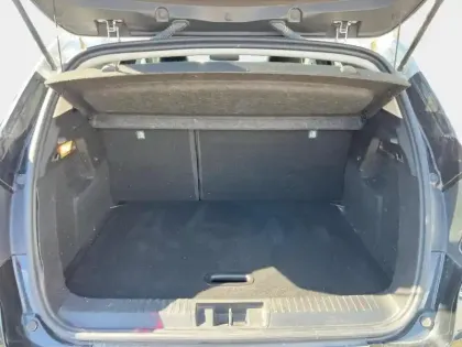 Photo 8 Renault Captur  1.6 E-Tech hybride 145ch Techno