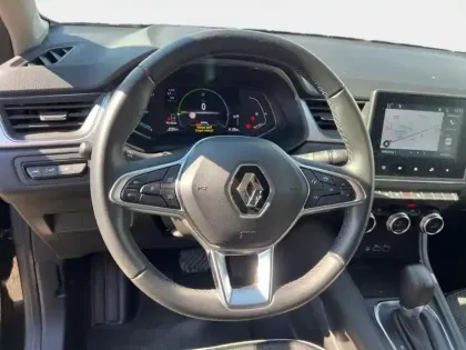 Photo 14 Renault Captur  1.6 E-Tech hybride 145ch Techno