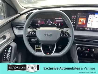 Photo 11 Audi Q5 TFSI 204 CH HYBRIDE S TRONIC 7 QUATTRO