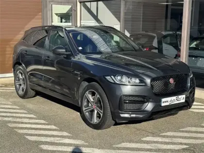 Photo 38 Jaguar F-Pace 2.0 D - 180 CH  AWD BVA8