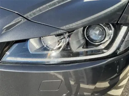 Photo 41 Jaguar F-Pace 2.0 D - 180 CH  AWD BVA8