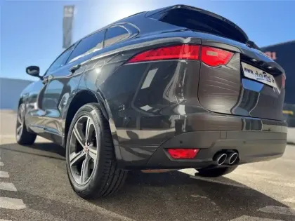 Photo 48 Jaguar F-Pace 2.0 D - 180 CH  AWD BVA8
