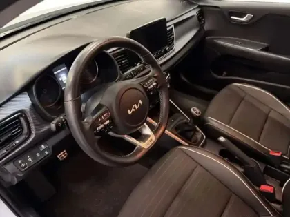 Photo 8 Kia Rio 1.0 T-GDi 100 ch MHEV iBVM6 GT Line