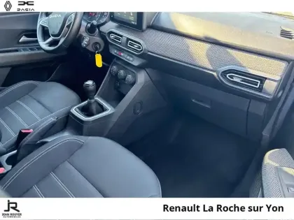 Photo 14 Dacia Jogger  1.0 TCe 110ch Expression 5 places