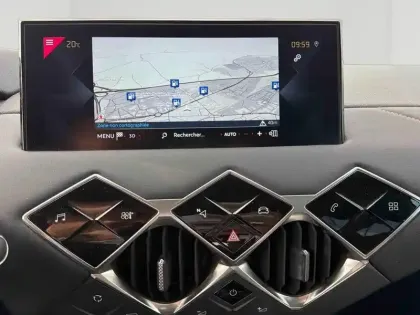 Photo 12 DS DS 3  Crossback BlueHDi 130ch Performance Line + Automatique 126g