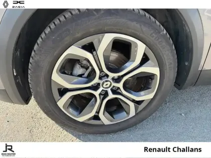 Photo 7 Renault Captur  1.6 E-Tech hybride 145ch Intens -21