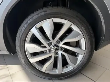 Photo 6 Volkswagen T-roc  1.5 TSI EVO 150ch Style Exclusive DSG7