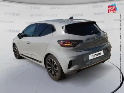 Photo 7 Renault Clio  1.6 E-Tech 145ch full hybrid Techno - 24