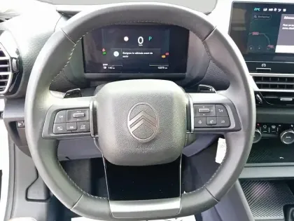 Photo 11 Citroën C4  1.2 Hybride 145ch PLUS e-DCS6