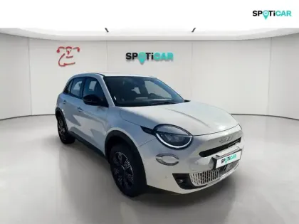 Photo 8 Fiat 600  1.2 Hybrid Turbo 145ch Pop eDCT6 Step 2