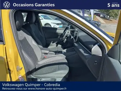 Photo 7 Volkswagen T-roc  1.5 eTSI 150ch R-Line DSG7