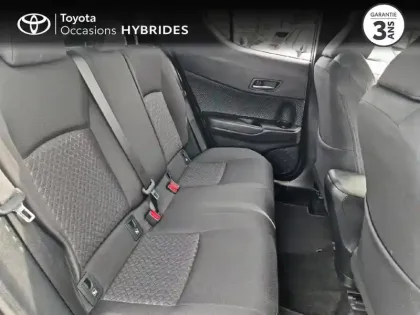 Photo 6 Toyota C-HR  2.0 Hybride 184ch Design Ultimate E-CVT