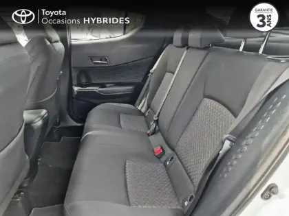 Photo 11 Toyota C-HR  2.0 Hybride 184ch Design Ultimate E-CVT