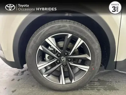 Photo 8 Toyota C-HR  2.0 Hybride Rechargeable 225ch Graphic MY26