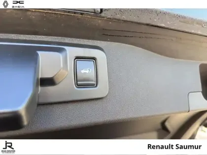 Photo 13 Renault Scenic  E-Tech Electric 170ch Techno autonomie confort -24