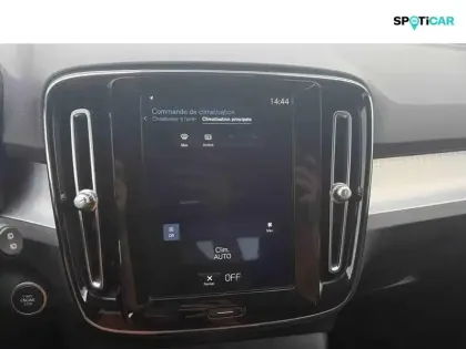 Photo 14 Volvo XC40  D3 AdBlue 150ch Momentum Geartronic 8