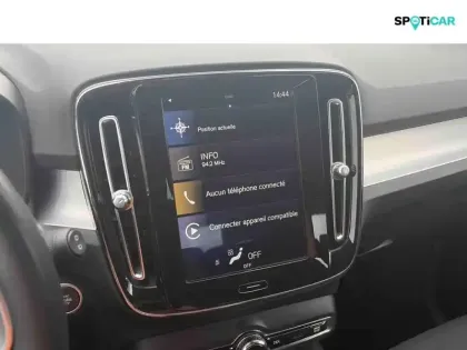 Photo 13 Volvo XC40  D3 AdBlue 150ch Momentum Geartronic 8