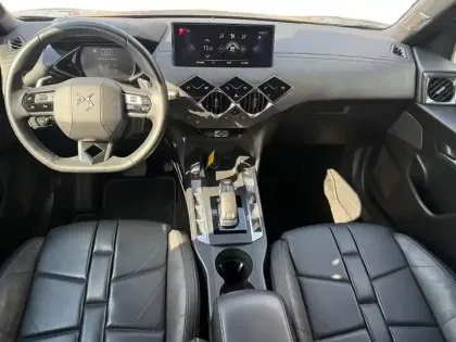 Photo 7 DS DS 3  Crossback PureTech 130ch Rivoli Automatique 135g
