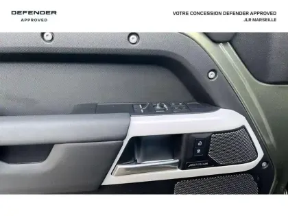 Photo 11 Land rover Defender  90 3.0 D250 Hard Top SE