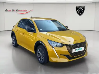 Photo 7 Peugeot 208  e- 136ch Style