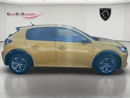 Photo 6 Peugeot 208  e- 136ch Style
