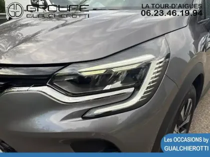 Photo 14 Renault Captur  1.6 E-Tech hybride 145ch Evolution