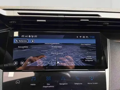 Photo 12 Peugeot 308  e- 156ch batterie 55 kWh GT Exclusive (PRIME CEE 3600? DEDUIT)