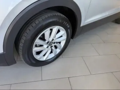Photo 7 Volkswagen T-cross  1.0 TSI 110ch Life Plus