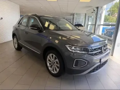 Photo 9 Volkswagen T-roc  1.5 TSI EVO 150ch Style DSG7