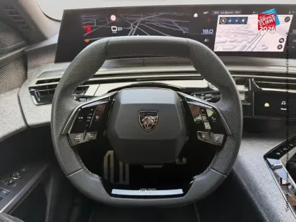 Photo 11 Peugeot 3008  1.2 Hybrid 145ch GT e-DCS6