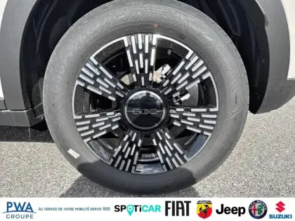Photo 10 Fiat 600  1.2 Hybrid Turbo 110ch Icône eDCT6 GARANTIE 8 ANS CONSTRUCTEUR