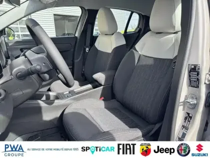 Photo 8 Fiat 600  1.2 Hybrid Turbo 110ch Icône eDCT6 GARANTIE 8 ANS CONSTRUCTEUR