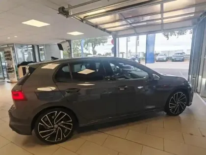 Photo 8 Volkswagen Golf  2.0 TSI 245ch GTI DSG7