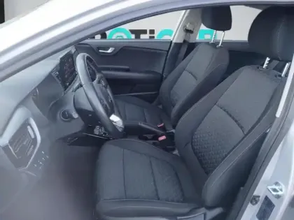 Photo 14 Kia Rio  1.0 T-GDI 100ch Active DCT7