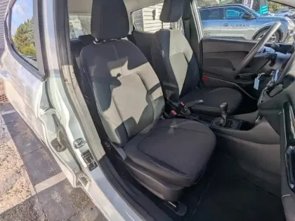 Photo 8 Ford Fiesta  1.1 75ch  Cool & Connect 5p